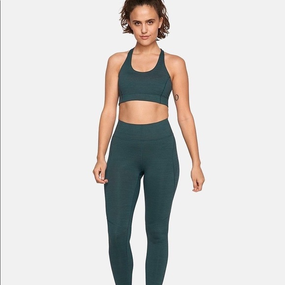 Outdoor Voices Tech Sweat 7/8 Leggings - Picture 3 of 7
